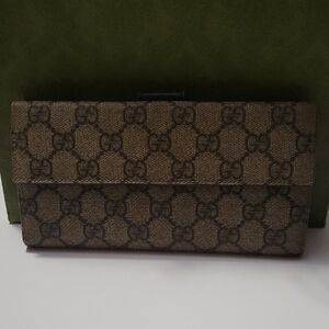 GUCCI GG Monogram Brown Wallet